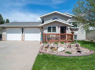 1613 Elk Ct, Sturgis, SD 57785