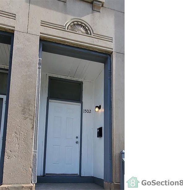 1st image of 1502 E Grand Blvd