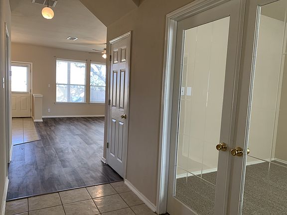 Front Entry - Interior