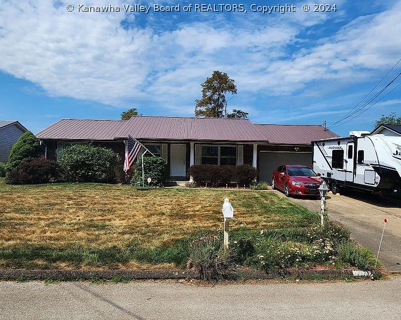 1st image of 1206 Woodcrest Dr