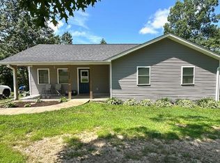 2082 Airport Ridge Rd, Linden, TN 37096