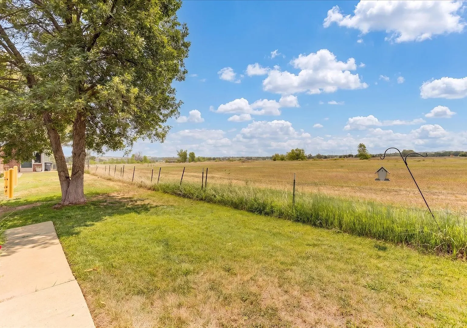 Views, Garage, End Unit Townhome — Photo 4