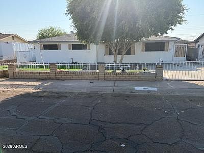 4th image of 2714 N 40TH Avenue