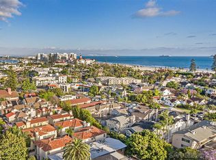 930 10th St, Coronado, CA 92118