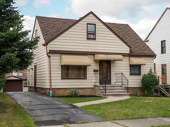 Front of Home and Garage