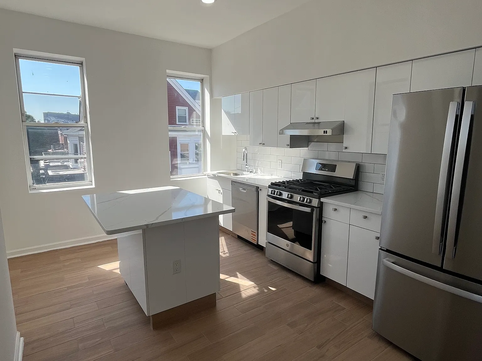 7 Star Realty LLC — Photo 2