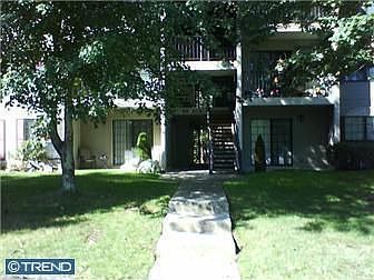 1st image of 98 Sussex Pl #1304