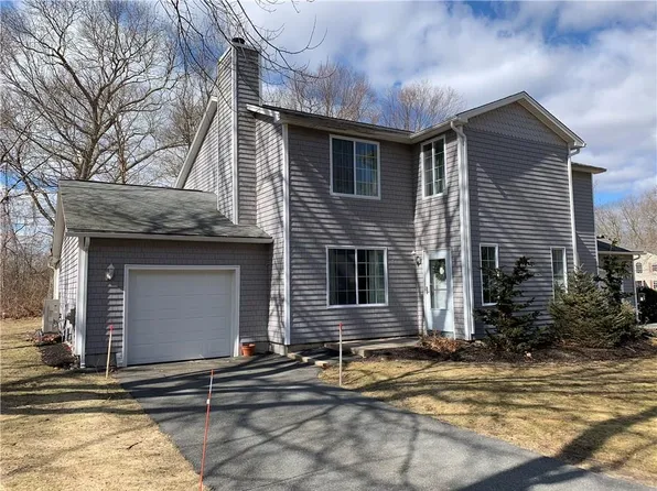 7 Cinnamon Ln, Narragansett, RI 02882