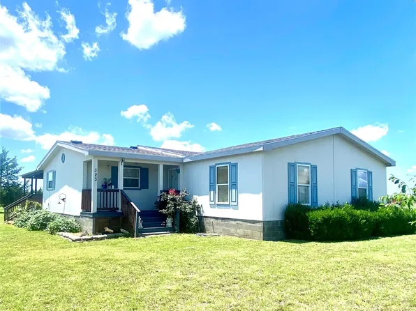 323 Cedar Meadows Ln, Whitewright, TX 75491