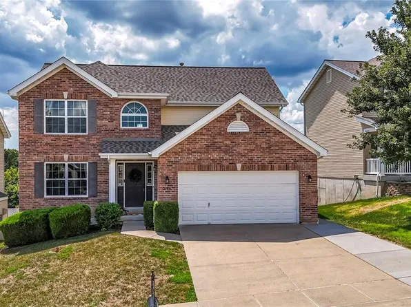 344 Magoffin Trails Ct, Saint Louis, MO 63129