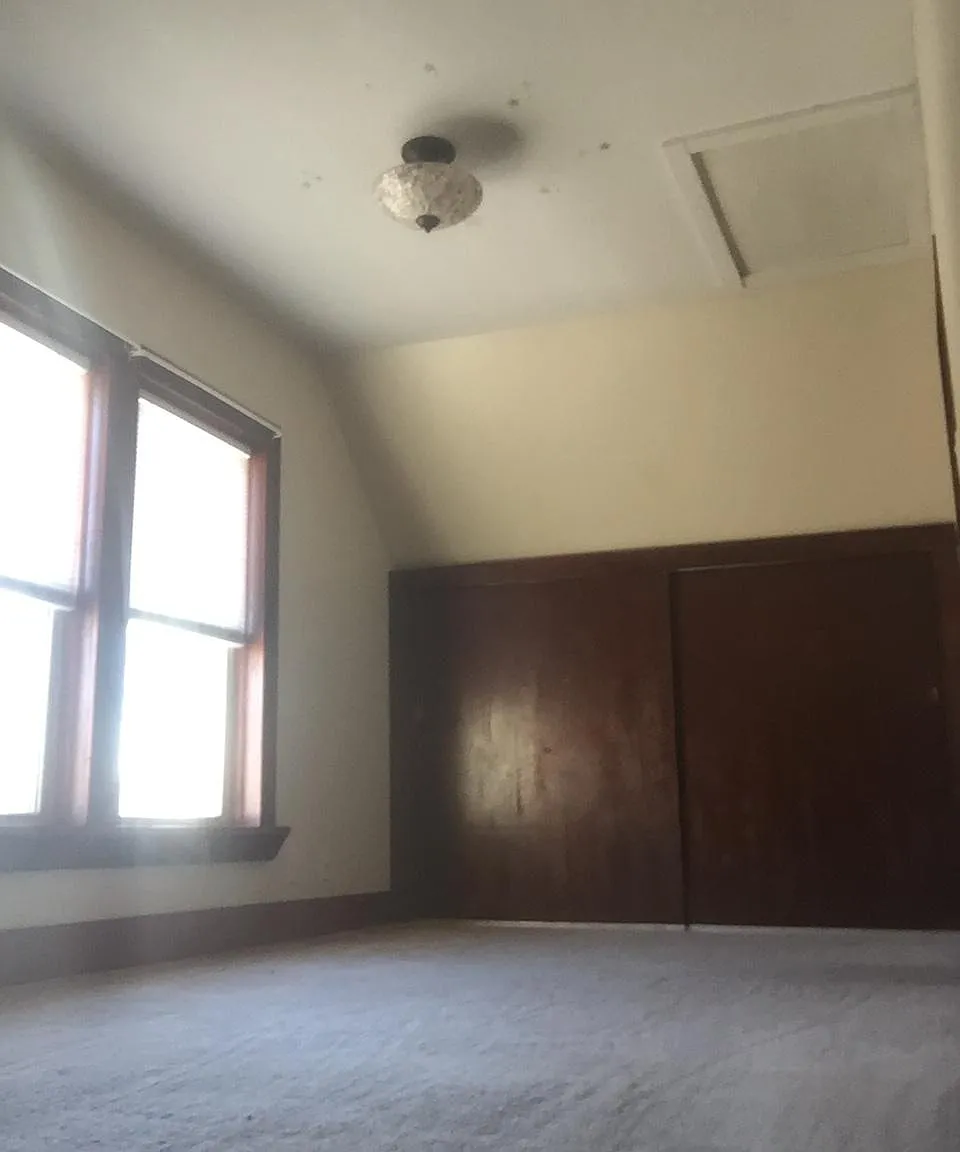 2 bed, $850 — Photo 3