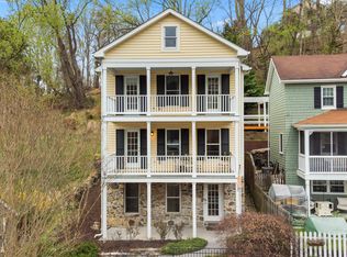778 Hollow Rd, Ellicott City, MD 21043