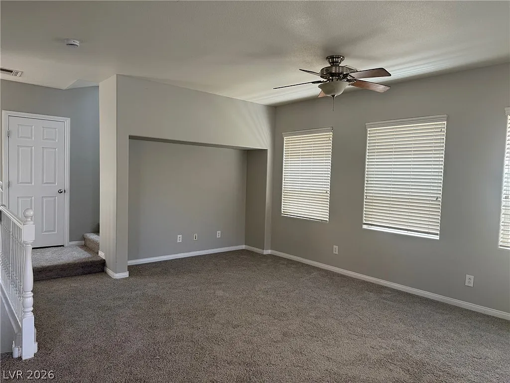4 bed, 3.0 bath, 1813 sqft, $1,900 — Photo 3