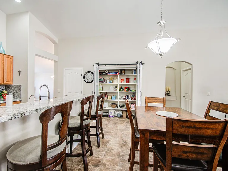 43205 W Roth Rd — Photo 10