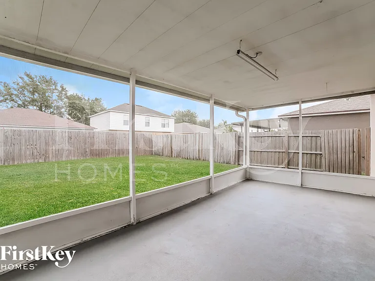 12742 Lake Vista Dr — Photo 7