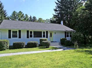 68 Fairmount Rd, Long Valley, NJ 07853