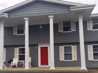 2300 Crown Point Dr, Racine, WI 53402