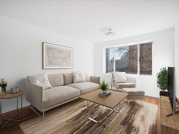 30-85 Vernon Blvd #2D, Astoria, NY 11102