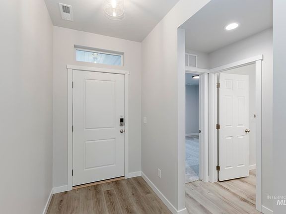 4th image of 7354 S Menzingers Ave