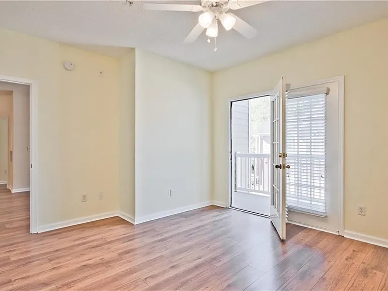 8102 Woodland Ln #8102 — Photo 22