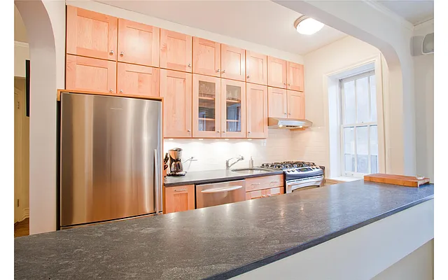 Sold by Douglas Elliman | media 27