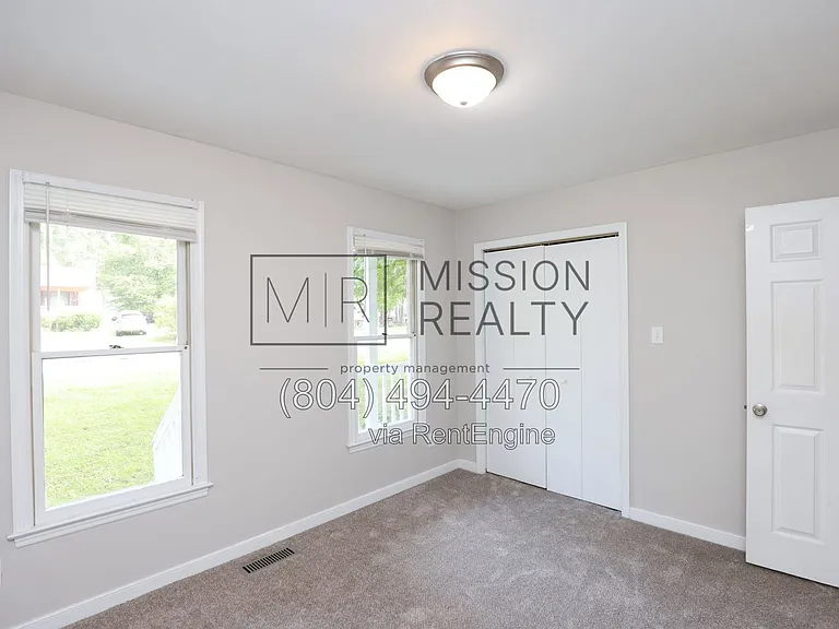11537 Leiden Ln — Photo 21