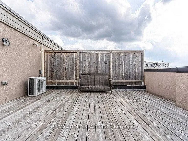 2441 Greenwich Dr #94 — Photo 27