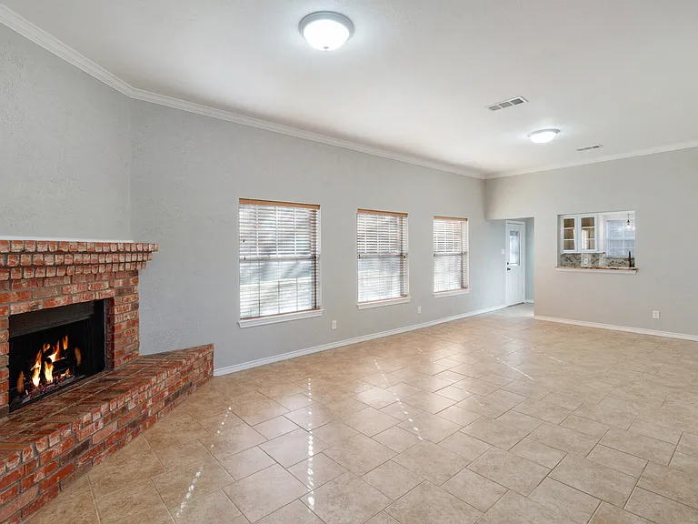 6561 Calmont Ave — Photo 21