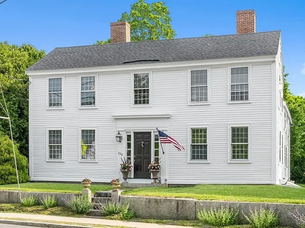 228 Main St, Groton, MA 01450