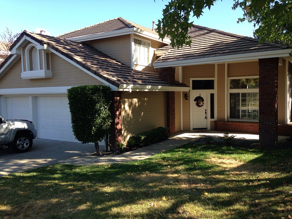 1st image of 5831 Pebble Creek Dr