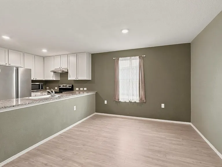 13118 Levi Ter — Photo 13
