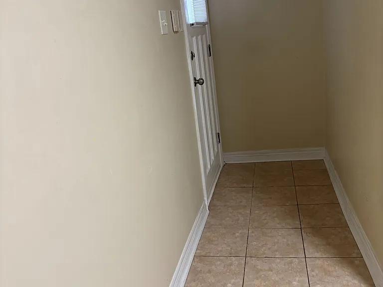72 Button Rd #BASEMENT — Photo 5