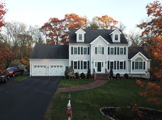 21 Orchard Ln, Abington, MA 02351