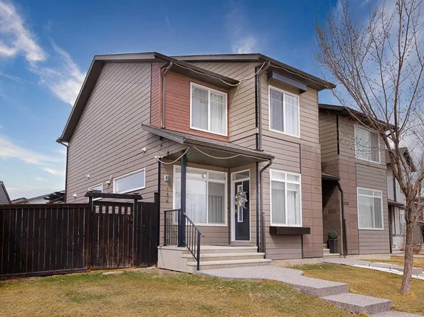 134 Walgrove Dr SE, Calgary, AB T2X 2H6