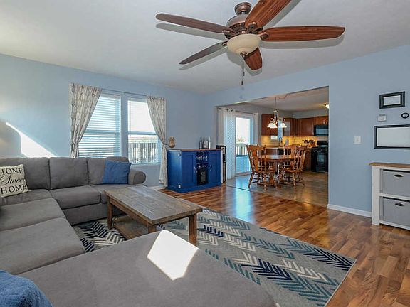 5th image of 1710 Grovenberg Ct