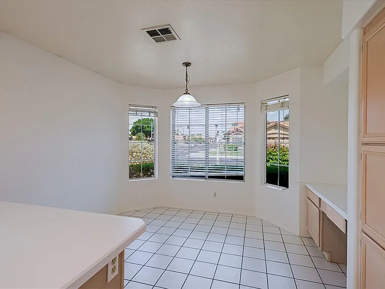 19324 N 75th Dr — Photo 10