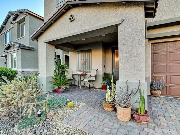 5th image of 10133 Tenaya Meadows St