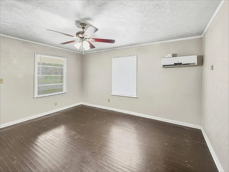 5013 Kessler Rd — Photo 4