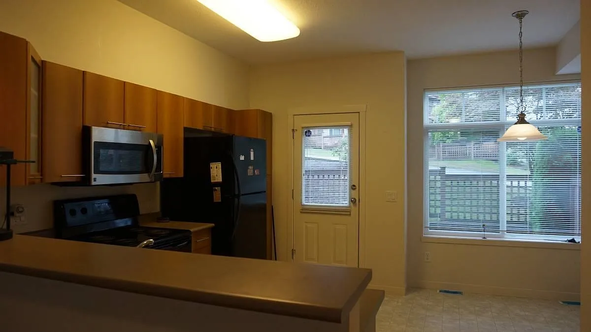 2 bed, 1200 sqft, $3,150 — Photo 3