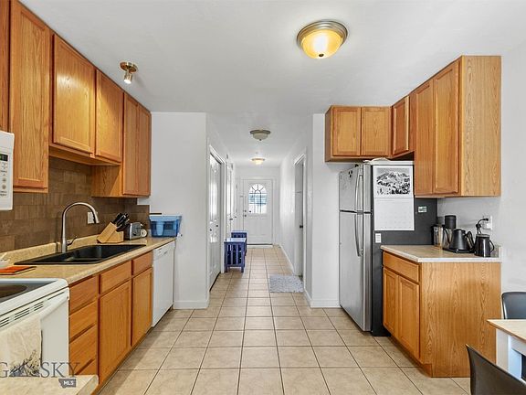 5th image of 1130 Cruiser Ln #1130N