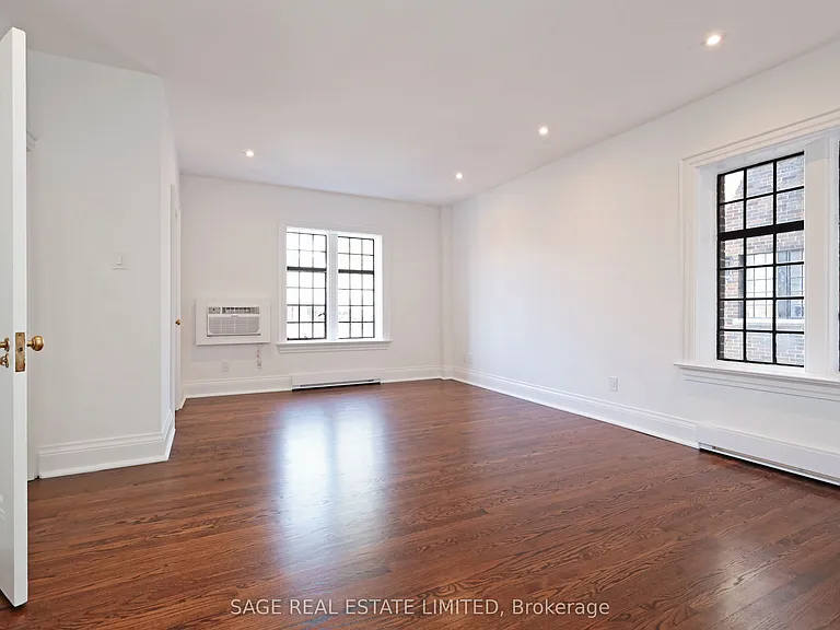 150 Balmoral Ave #304 — Photo 30