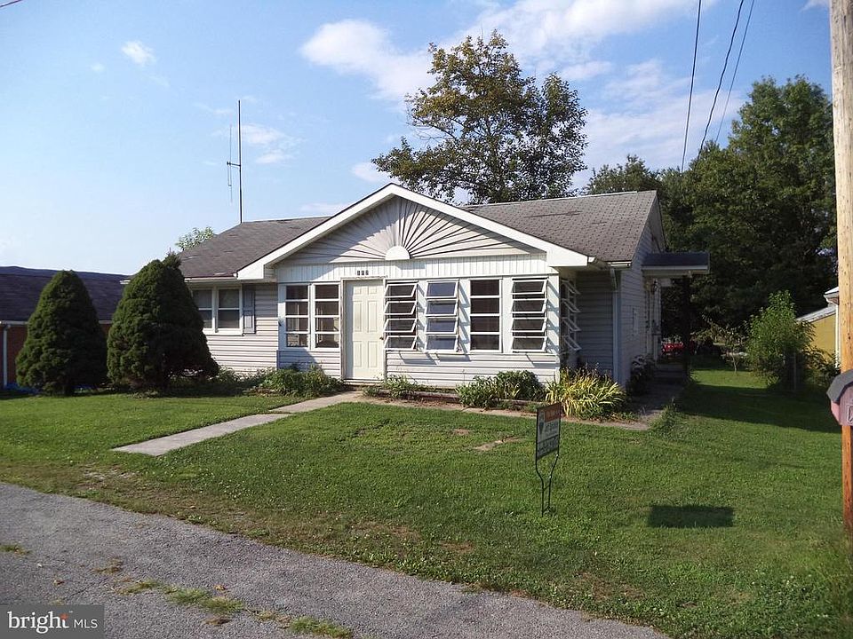 2nd image of 102 Morrow Ave