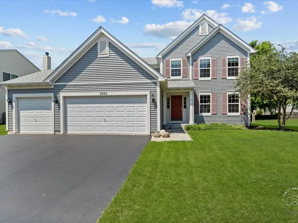 2982 Foxmoor Dr, Montgomery, IL 60538