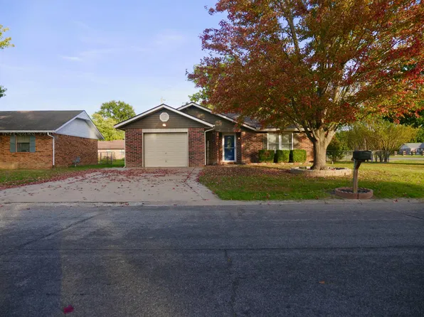 2202 Birch Ln, Miami, OK 74354
