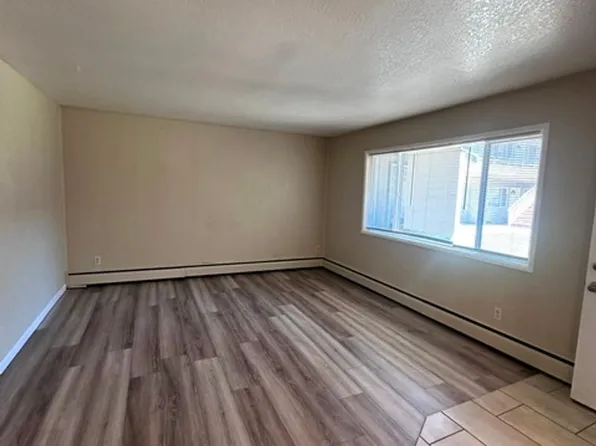 Union Manor Apartments