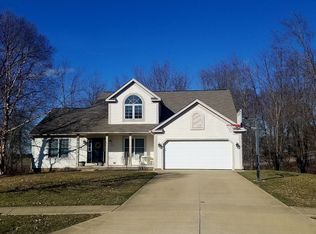 3169 Stockdale Cir, Uniontown, OH 44685