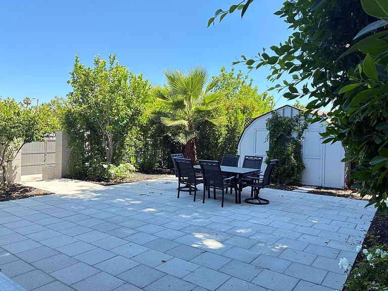 17700 Rhoda St — Photo 5