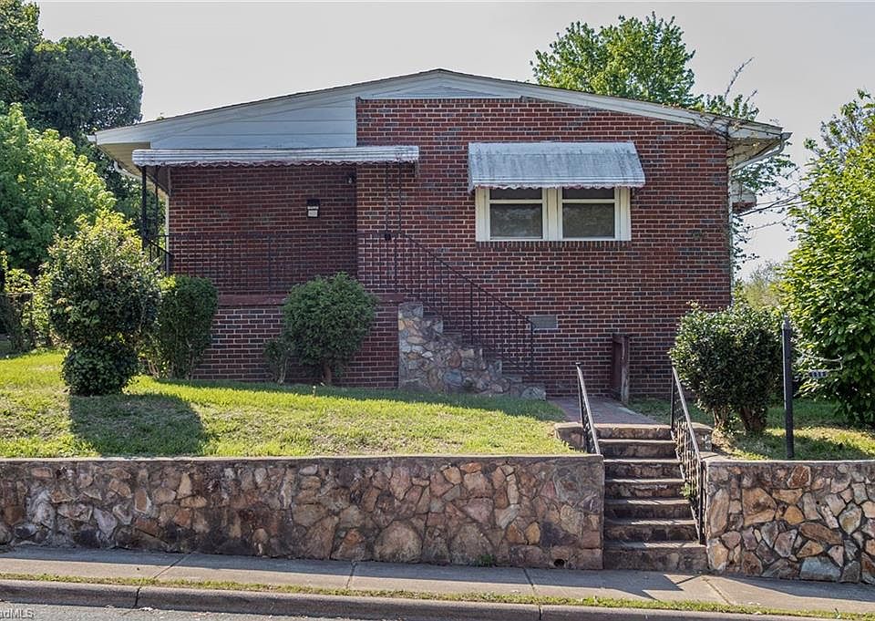 1st image of 608 N Cameron Ave