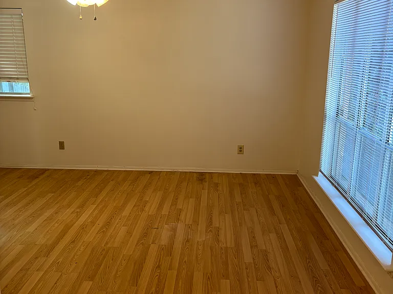 2708 Runningbrook Ln — Photo 3