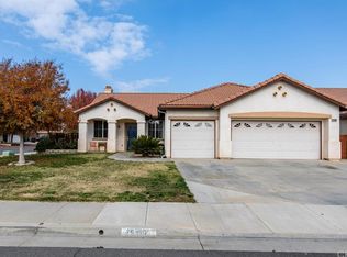 26190 Bradshaw Dr, Menifee, CA 92585